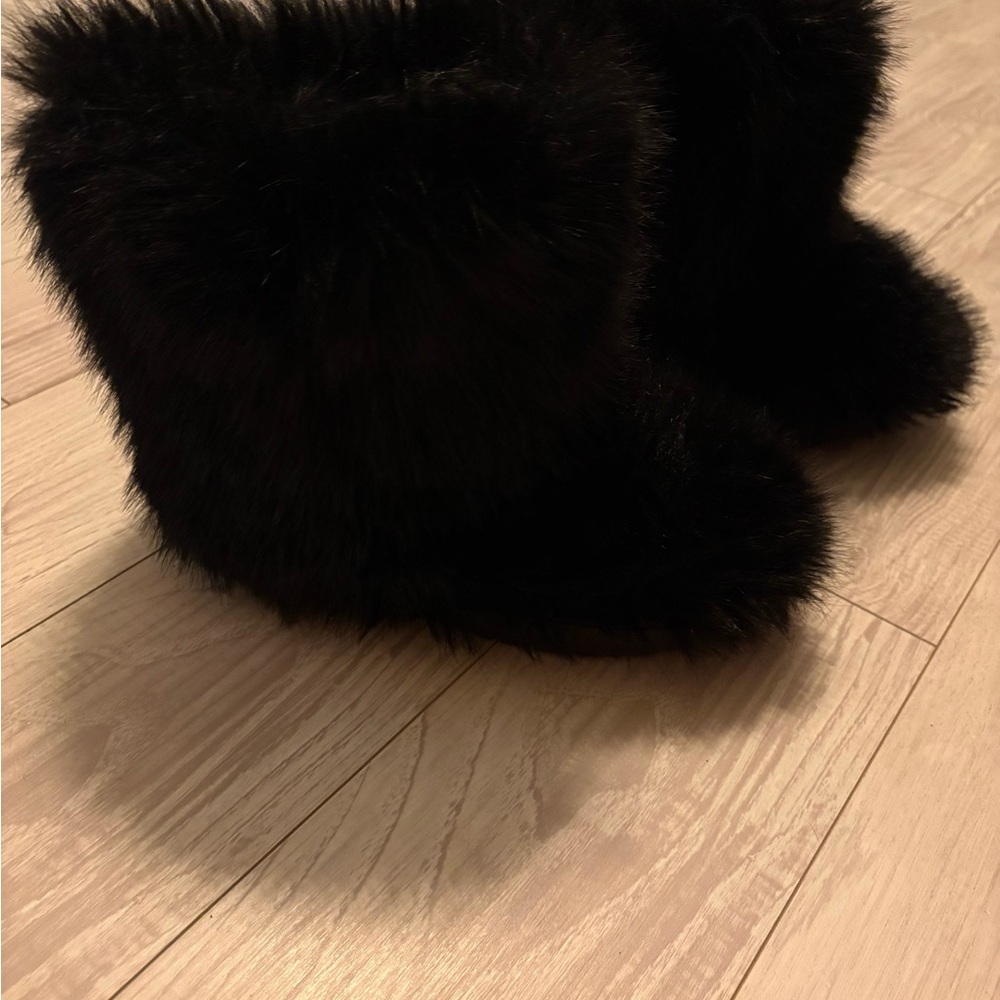 Black Faux Fur Winter Boots Cozy Plush Outdoor Shoes - Picture 2 of 3